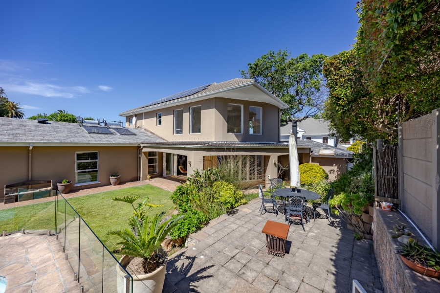 5 Bedroom Property for Sale in Kenilworth Upper Western Cape